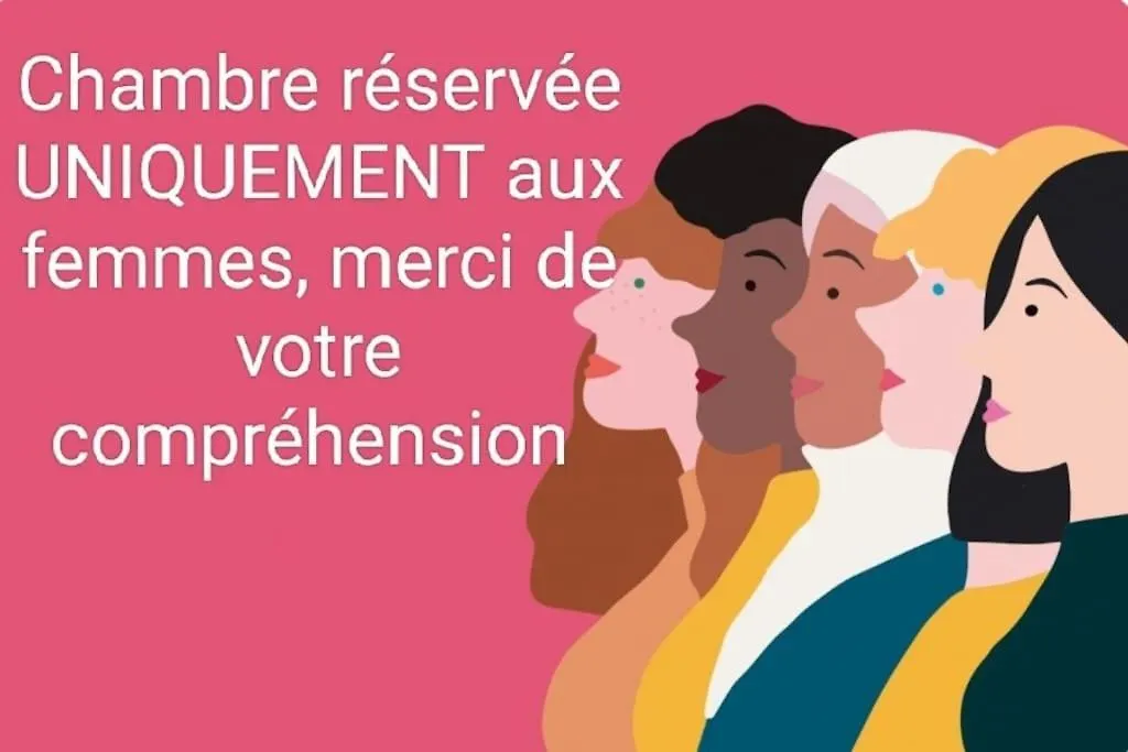 VénissieuxLa Violette Only Women Femmes Uniquement公寓